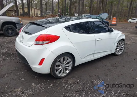2013 Hyundai Veloster Base W/Black from USA, damaged, VIN KMHTC6AD7DU179382